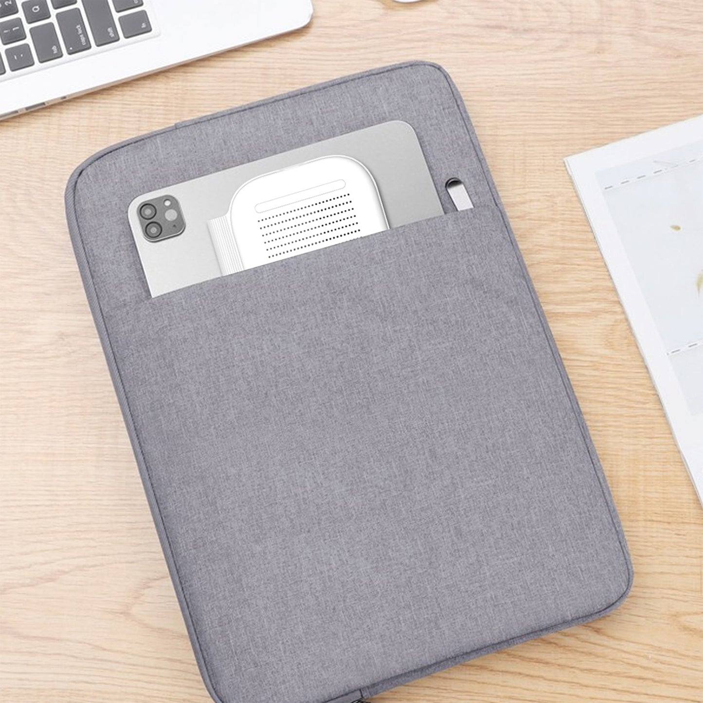 Magnetic Folding 3-in-1 Fast Wireless Charging Station - Convenient Charging for Phone, Watch, and Earbuds